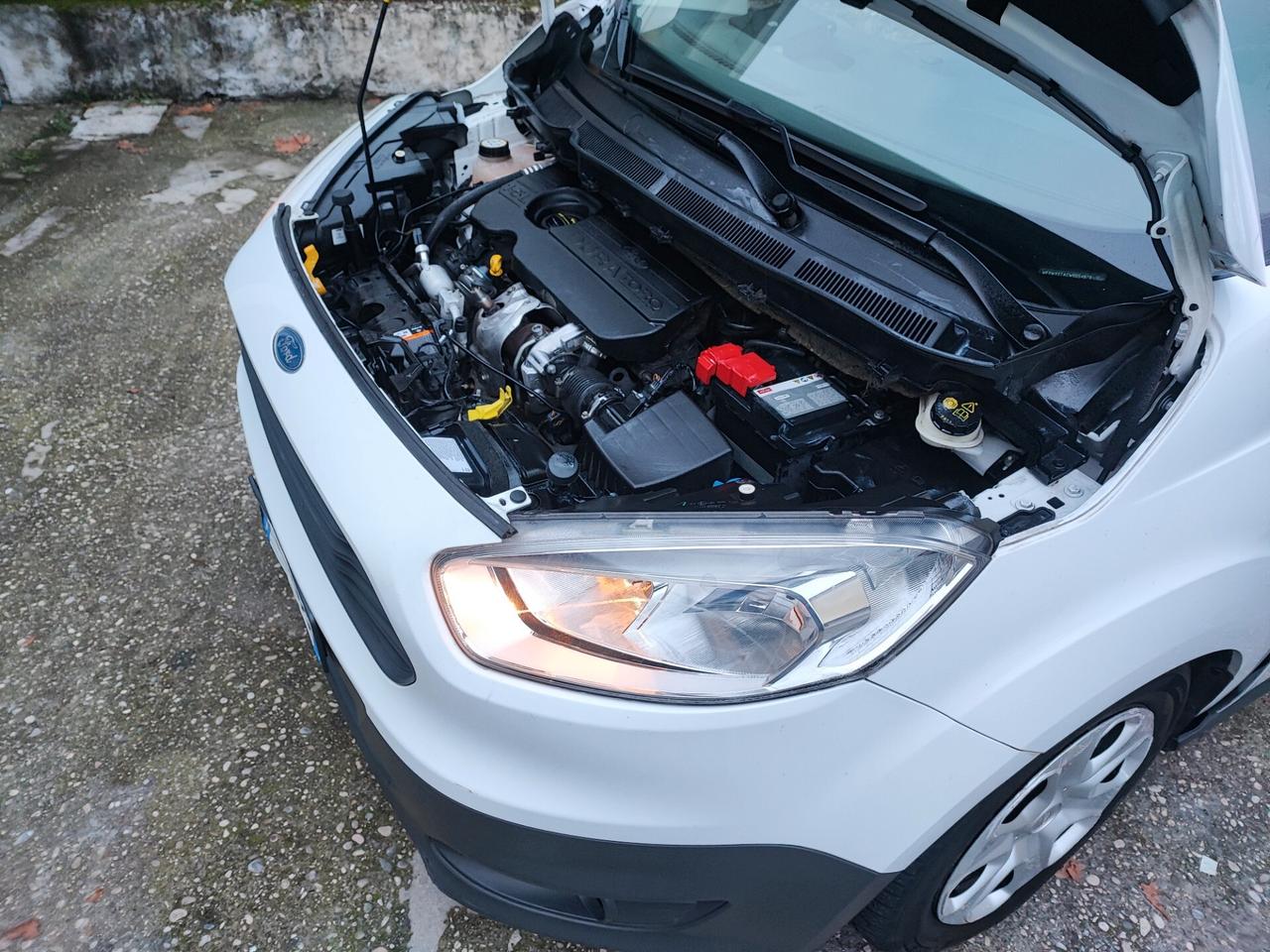 Ford Courier Tdci Euro 6 KM 143.000 IVA COMPRESA