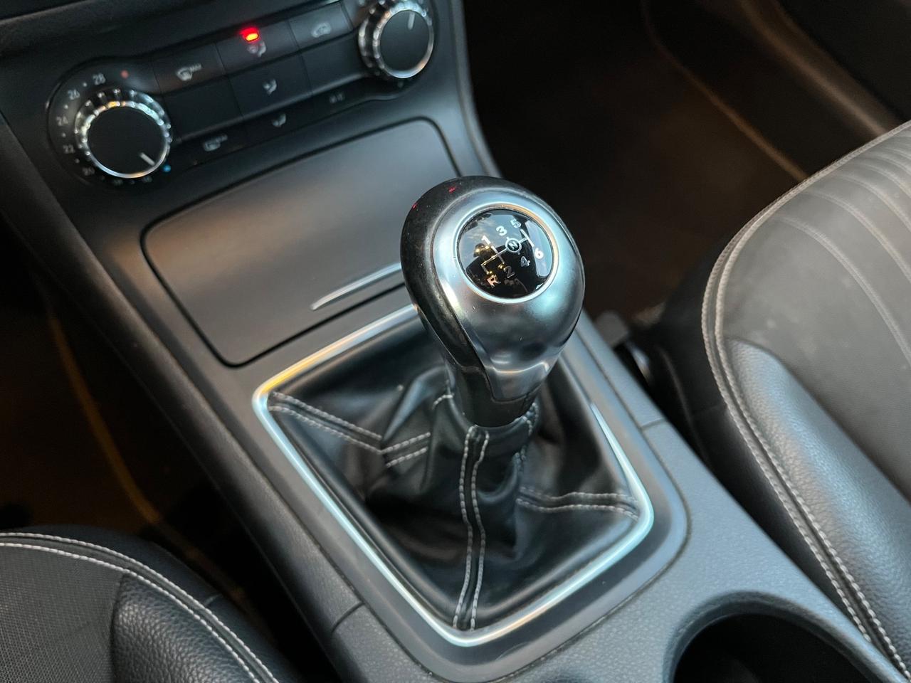 Mercedes-benz B 180 CDI 2013 - PREMIUM —-