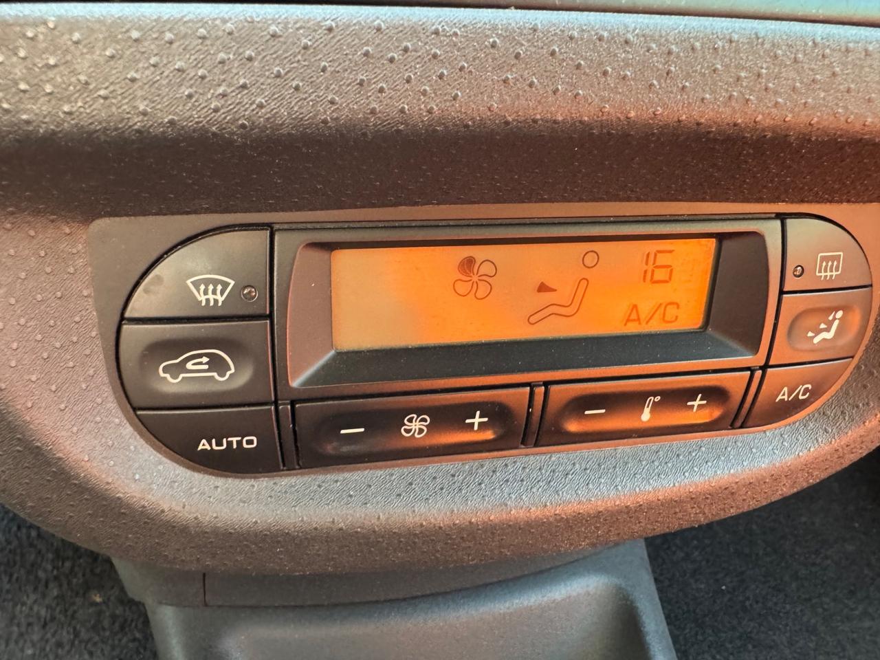 Citroen C2 1.4 HDi 70CV Exclusive ok neopatentati