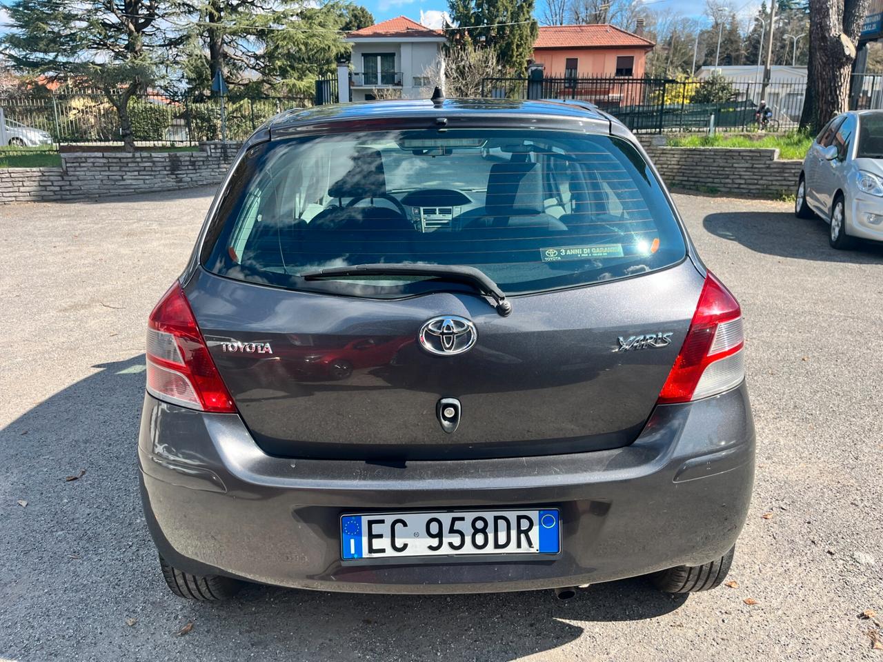 Toyota Yaris 1.3 5 porte Sol