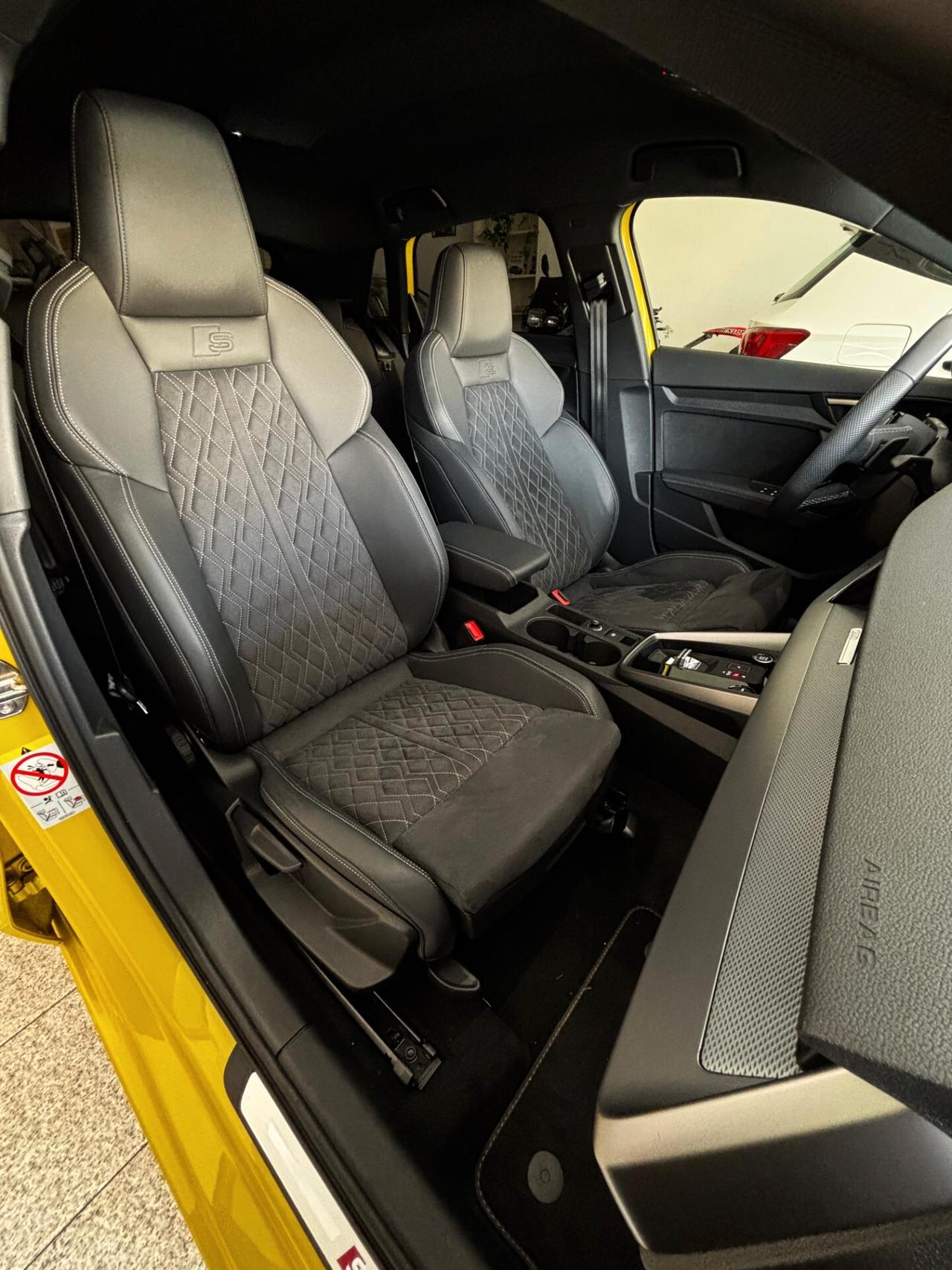Audi A3 SPB 30 g-tron S tronic S line edition NUOVA GIALLO PITONE