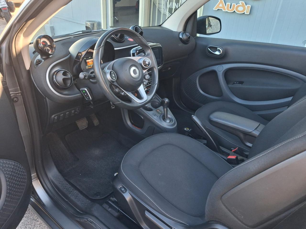 Smart ForTwo FOR TWO CABRIOI 0.9 TURBO 90 C.V. CAMBIO AUTOMATICO FARI FULL LED