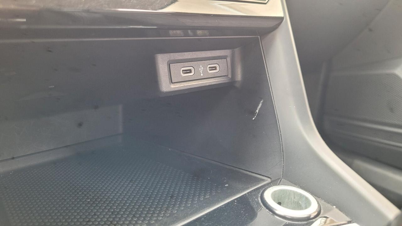 Volkswagen T-Cross 1.0 TSI Sport