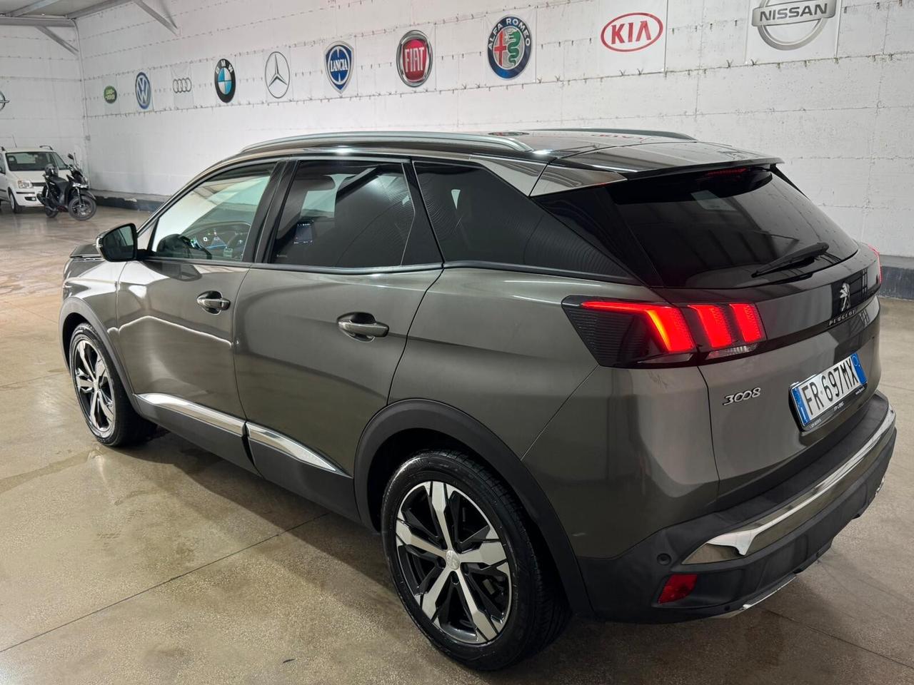 Peugeot 3008 BlueHDi 120 S&S Allure
