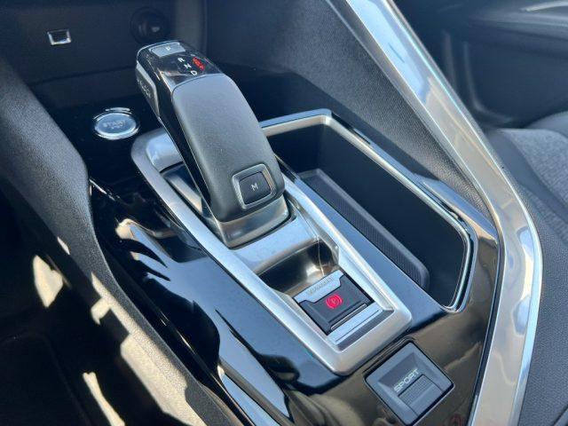 PEUGEOT 3008 PureTech Turbo 130 S&S EAT6 Active