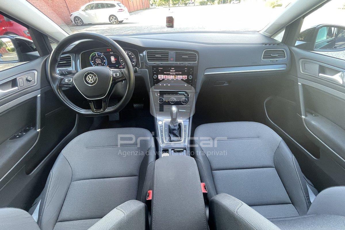 VOLKSWAGEN e-Golf 136 CV