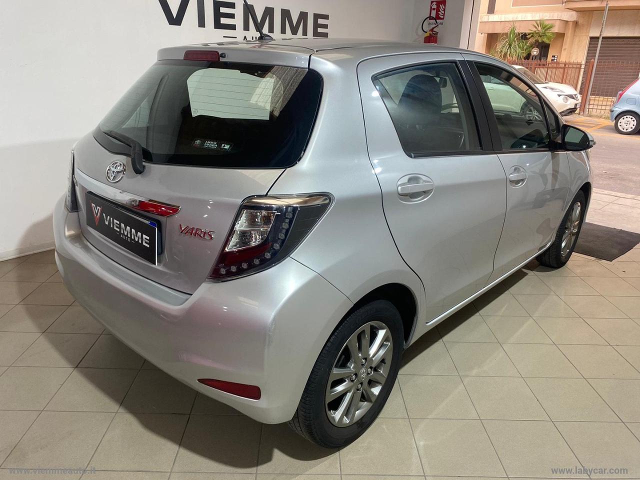 TOYOTA Yaris 1.0 5p.