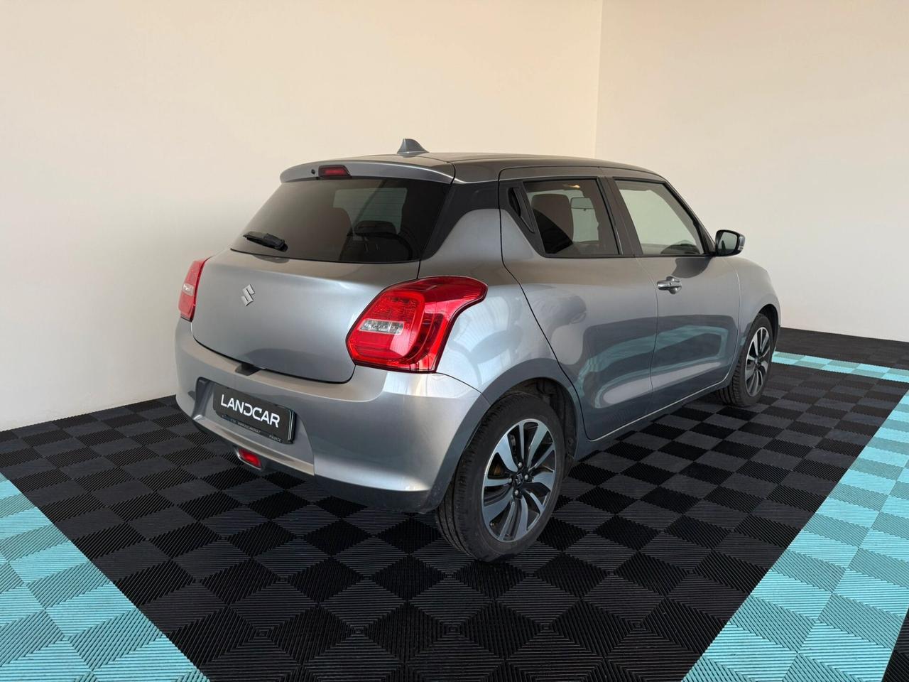 Suzuki Swift 1.2 Hybrid Top