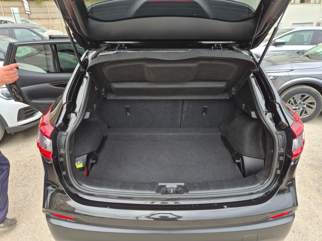 Nissan Qashqai 1.5 dCi 115CV E6 NAVI CAMERA