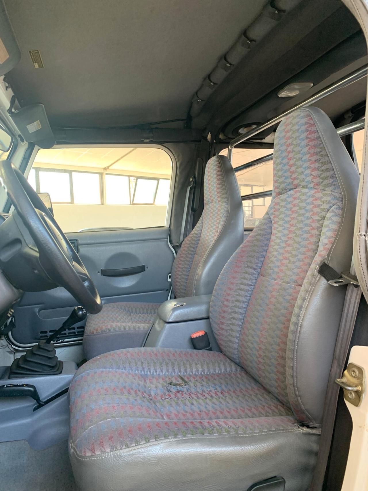 Jeep Wrangler 4.0 cat Hard top (EU)