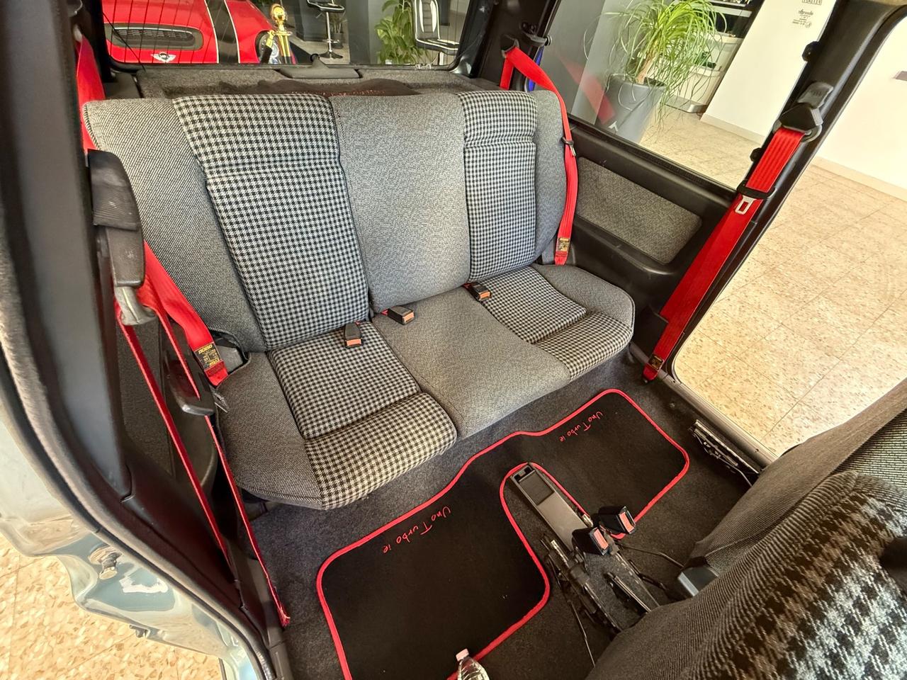 Fiat Uno turbo i.e. Tetto Apribile