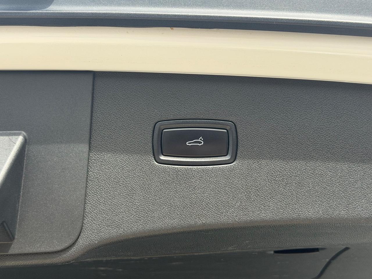 Porsche Cayenne Coupé 3.0 V6 Platinum Edition IVA ESPOSTA