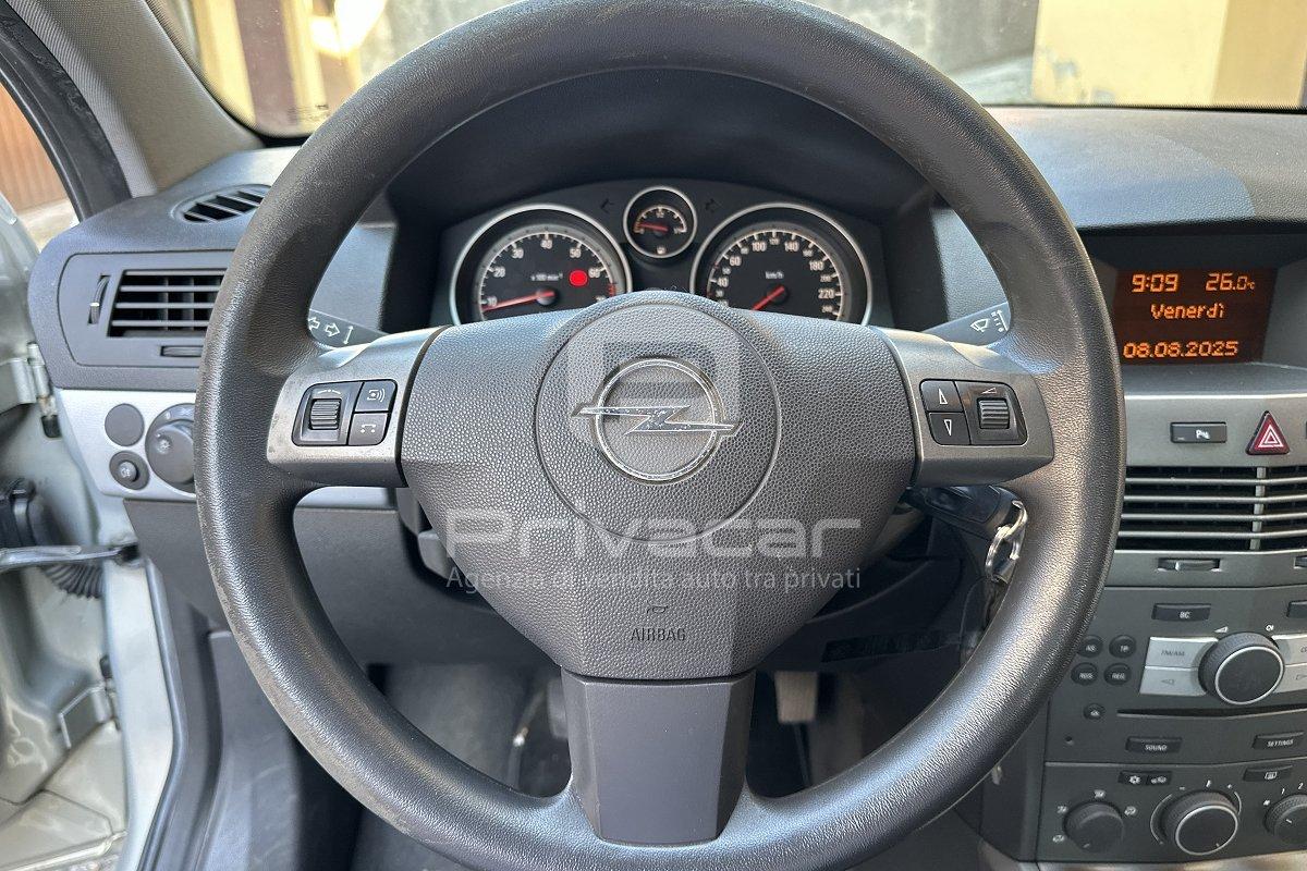 OPEL Astra GTC 1.6 16V Twinport 3 porte Sport