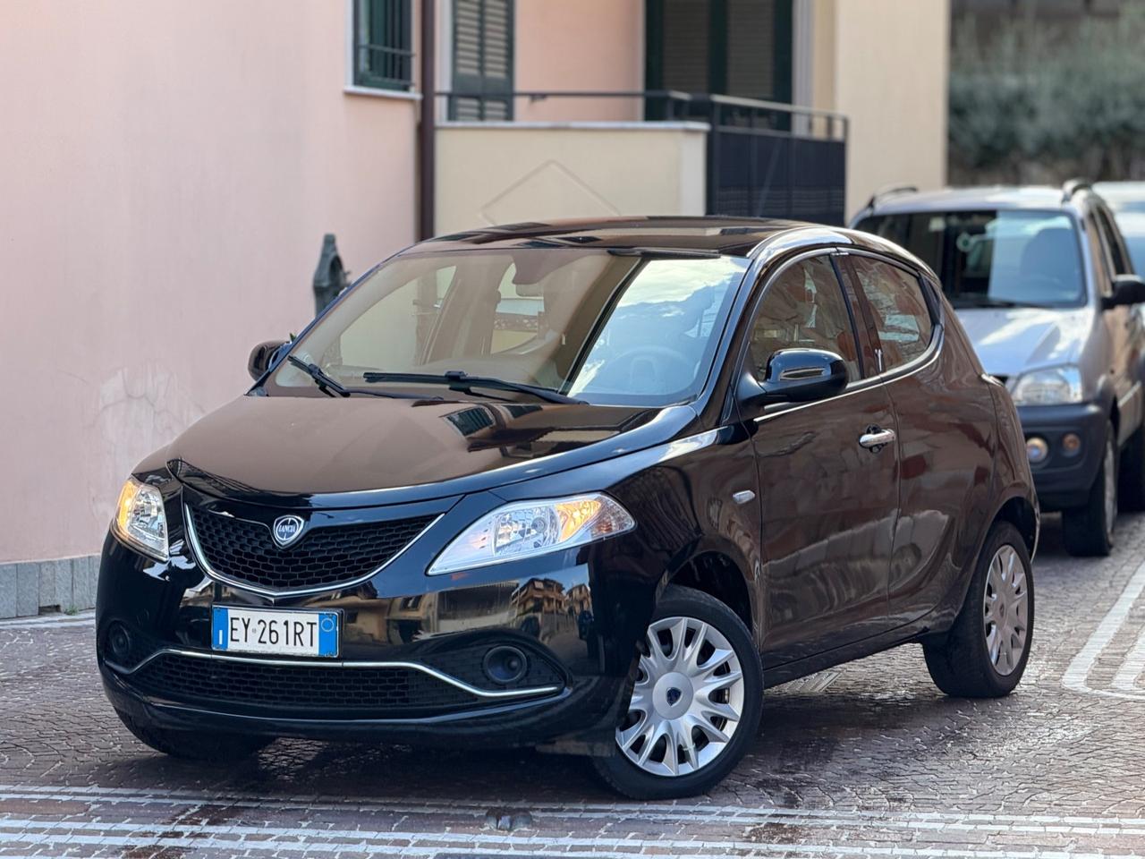 Lancia Ypsilon 1.2 69CV Elefantino