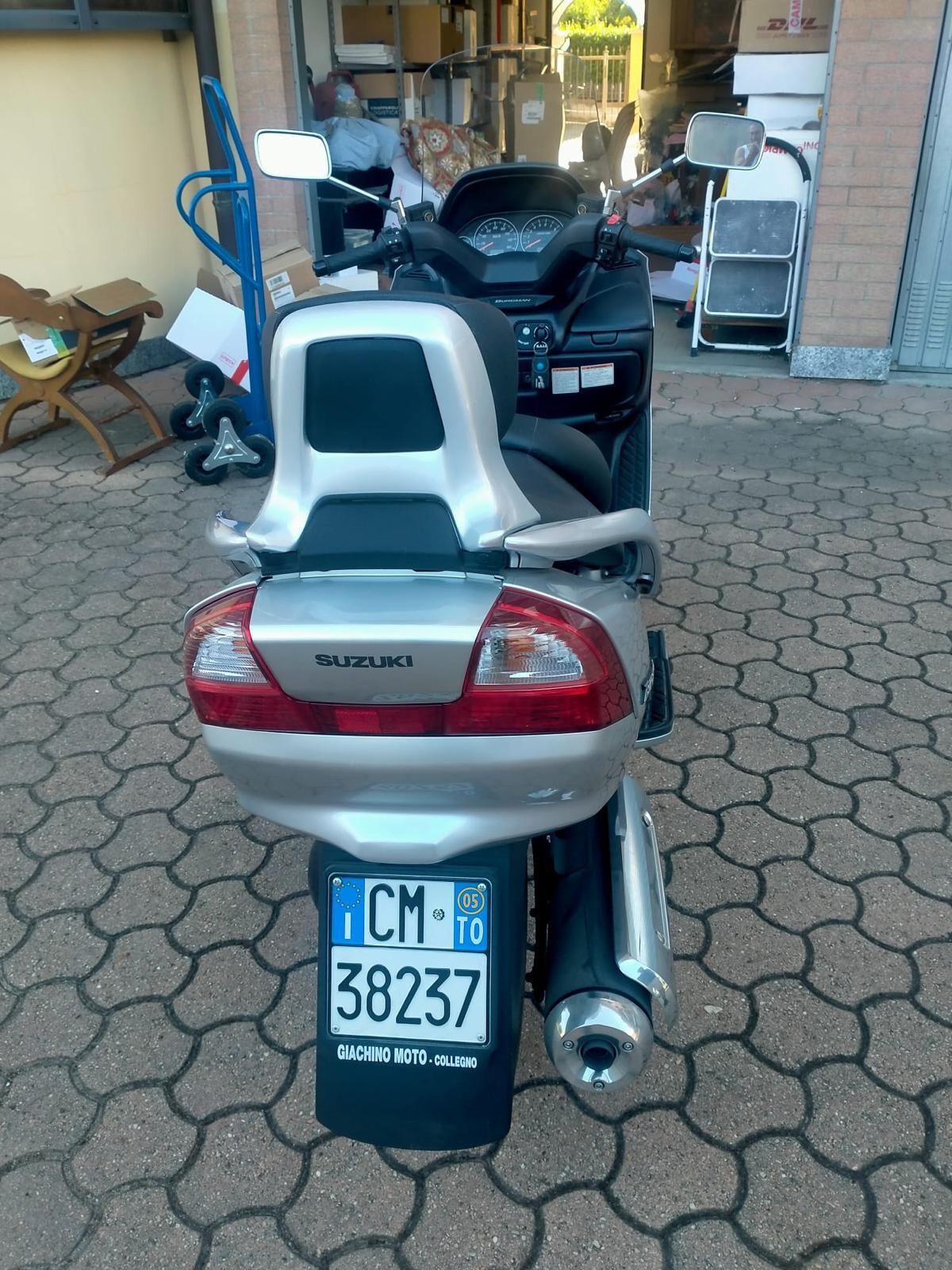 Suzuki AN Burgman 400