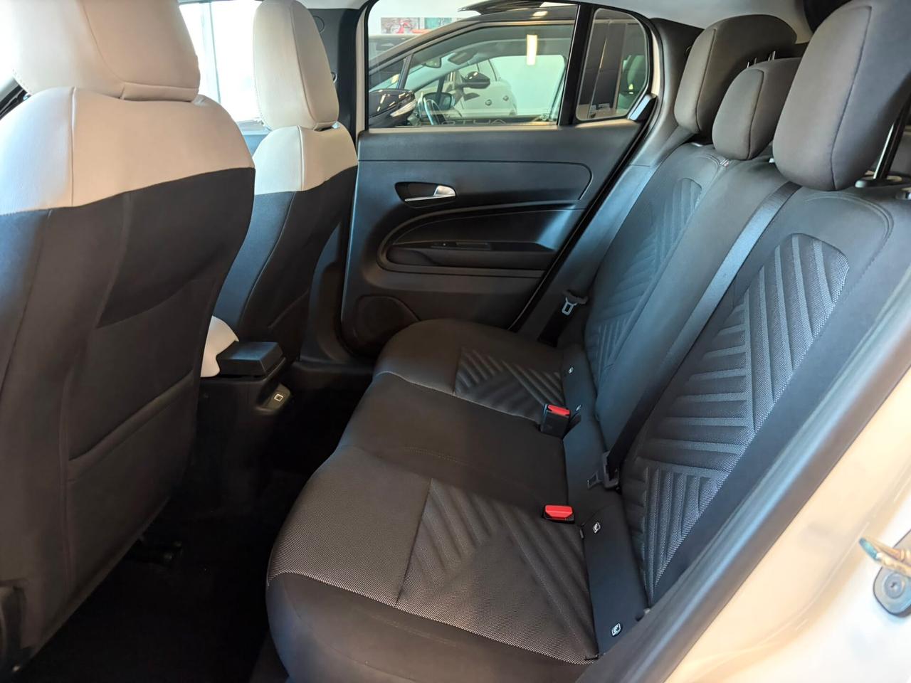 Fiat 600 Hybrid 145 CV DCT MHEV La Prima