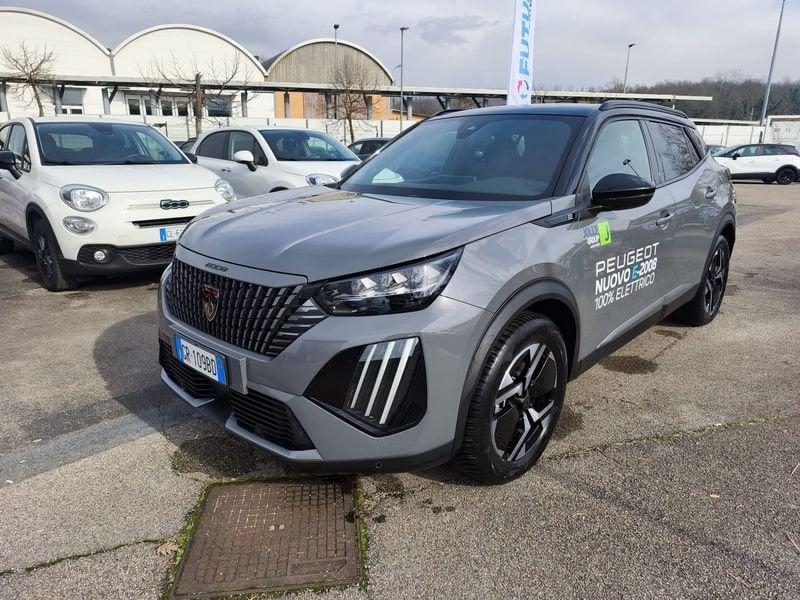 Peugeot 2008 motore elettrico 136 CV versione GT