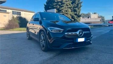 Mercedes-benz GLA 200d Automatic Premium Tetto panoramico