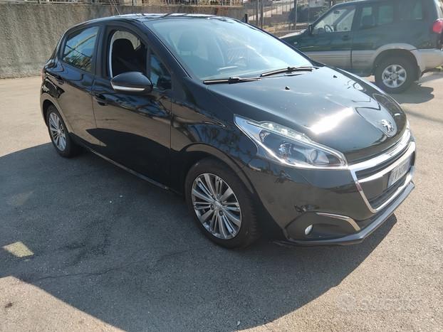 Peugeot 208 BlueHDi 100 Stop&Start 5 porte Allure