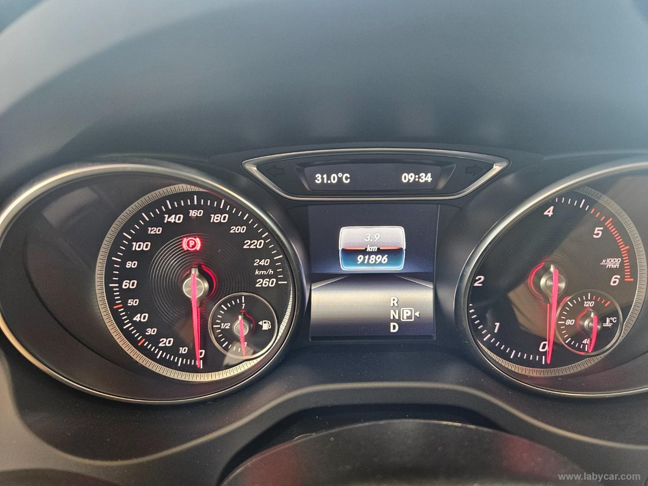 MERCEDES-BENZ GLA 200 d Automatic 4Matic Premium