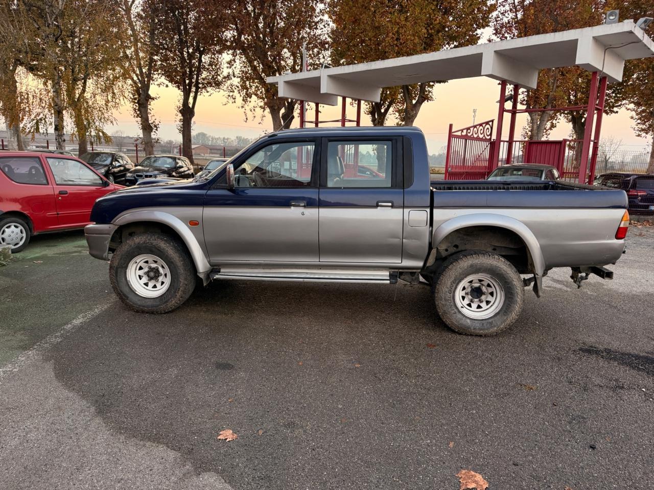 Mitsubishi L200 2.5 TDI 4WD Club Cab Pick-up GLX