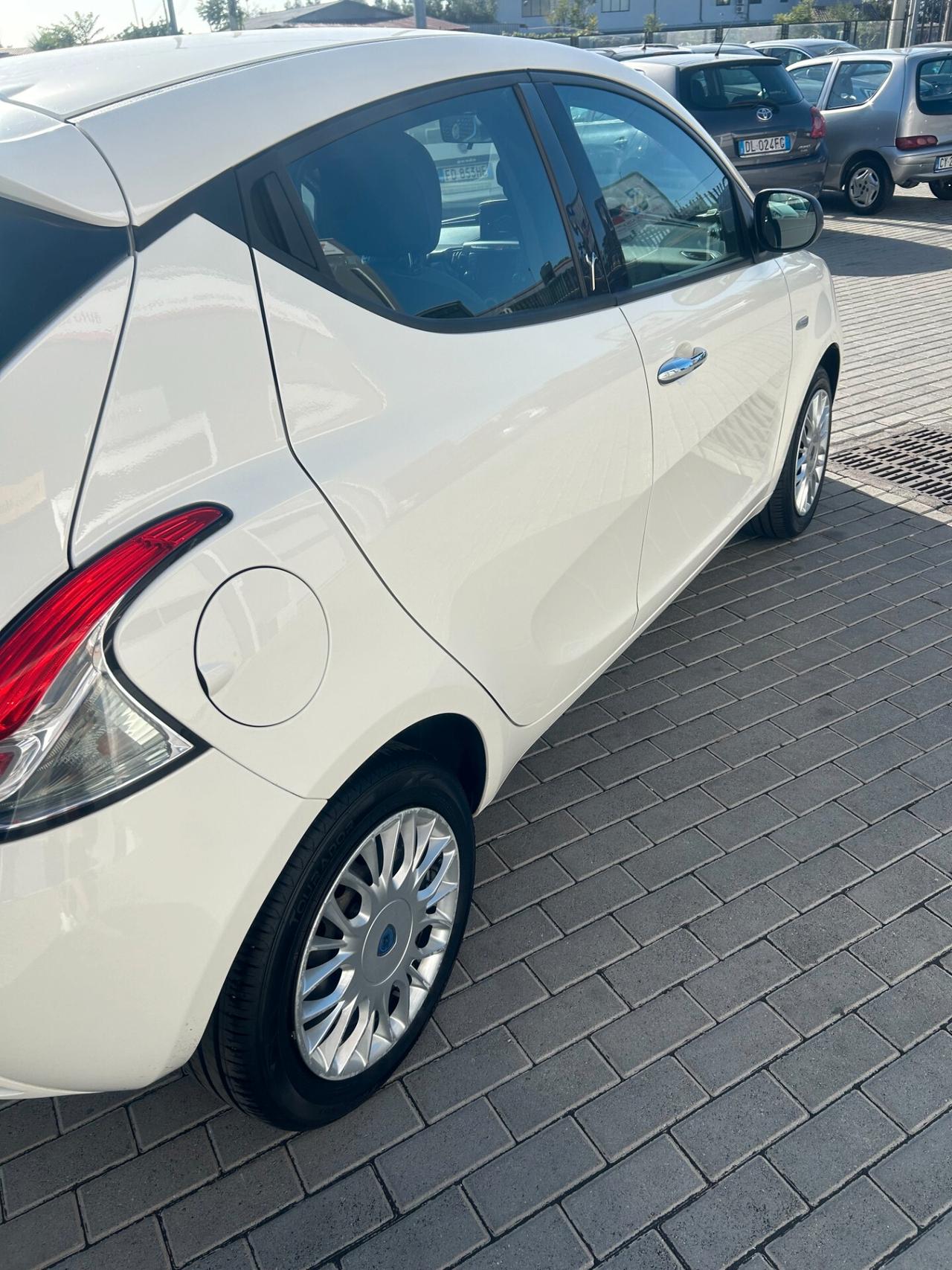 Lancia Ypsilon 1.3 MJT 16V 95 CV 5 porte S&S