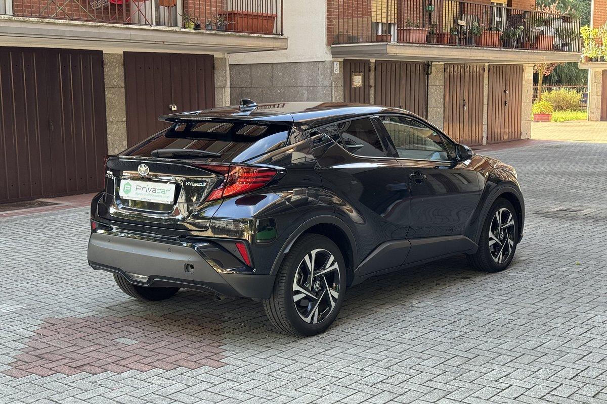 TOYOTA C-HR 1.8 Hybrid E-CVT Trend