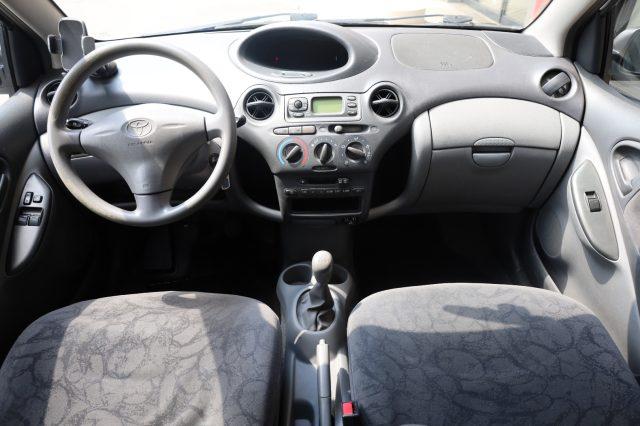 TOYOTA Yaris 1.0i 16V 5 Porte Sol Ideale per NEOPATENTATI