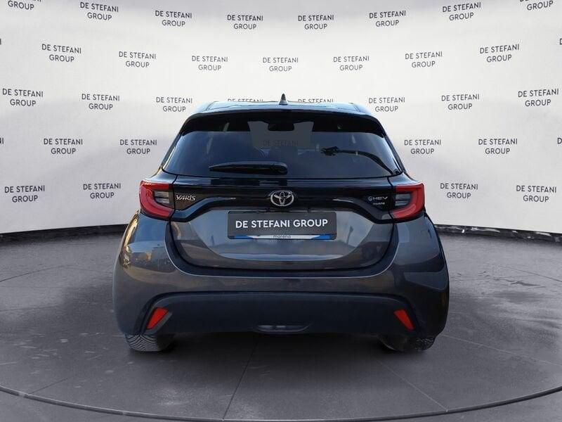 Toyota Yaris Yaris 1.5h 130 Lounge