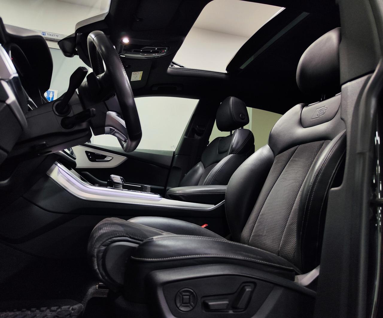 Audi Q8 50 TDI 286 CV quattro tiptronic S Line Tetto Matrix Night