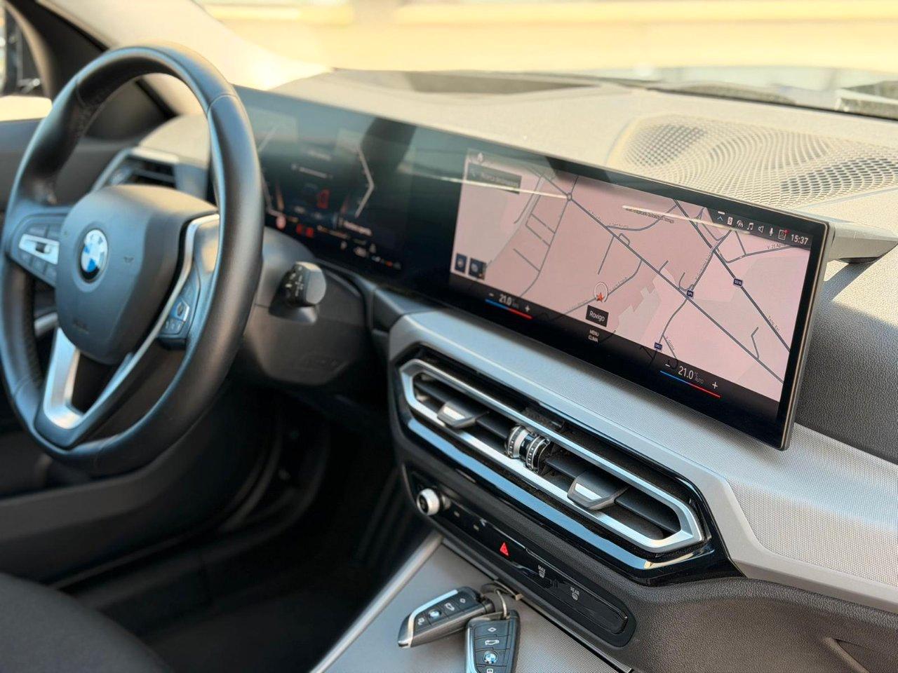 BMW 320 d Touring mhev 48V auto