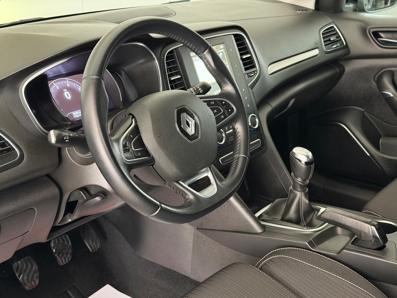 Renault Megane Mégane TCe 140 CV Duel