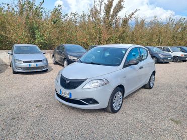 Lancia Ypsilon 1.2 69 CV solo 94.000km