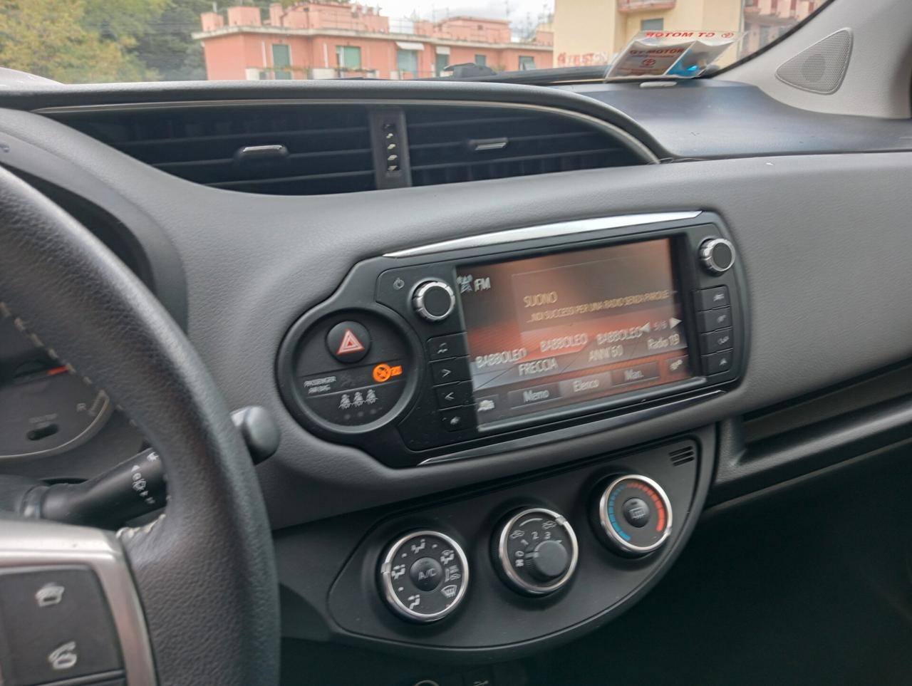 Toyota Yaris 1.0 5 porte Active