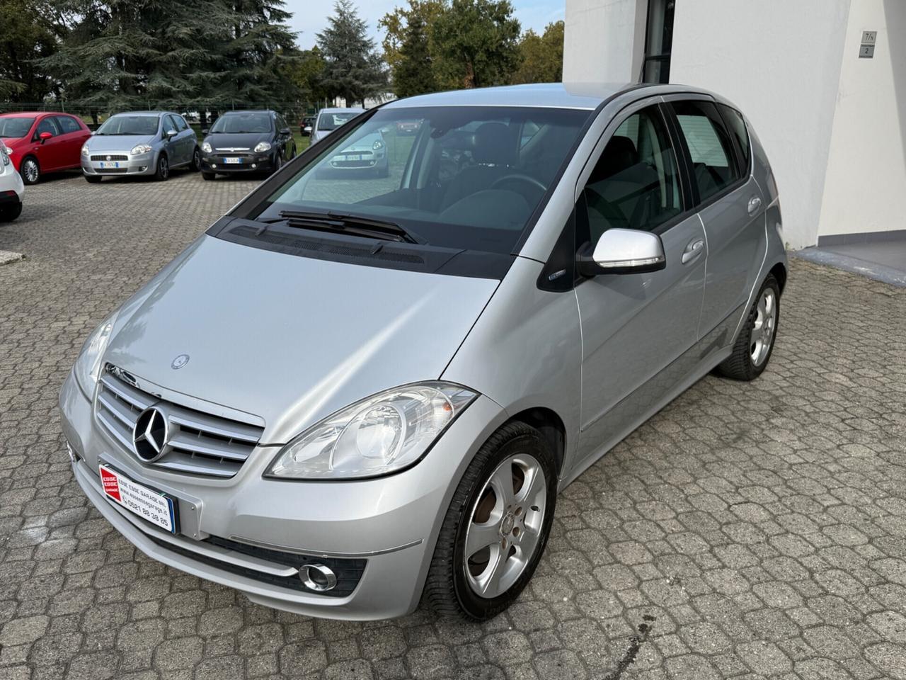 Mercedes-benz A 180 BlueEFFICIENCY Avantgarde