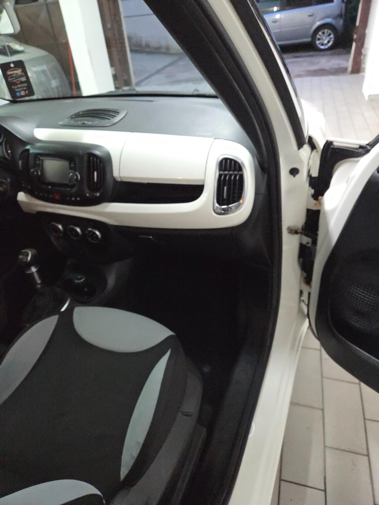 Fiat 500L 0.9 TwinAir Turbo Natural Power Lounge