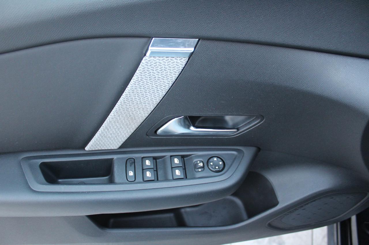 Citroen C4 BlueHDi 130 S&S EAT8 Feel Pack