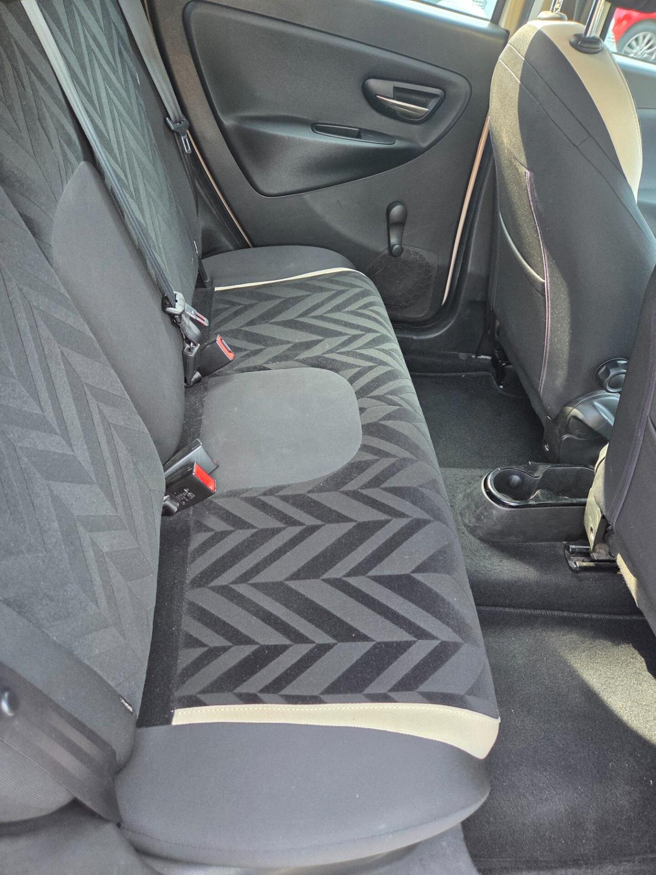 Lancia Ypsilon - 2016