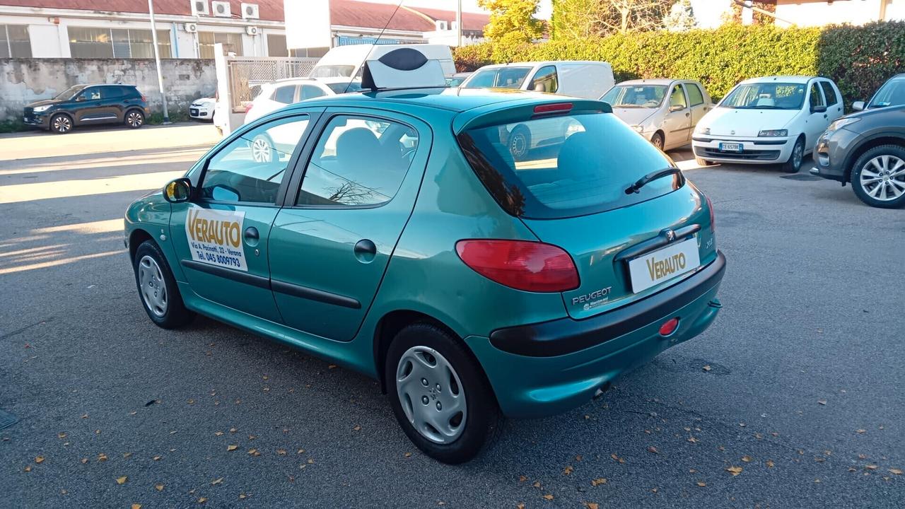 Peugeot 206 1.6 3p. XS