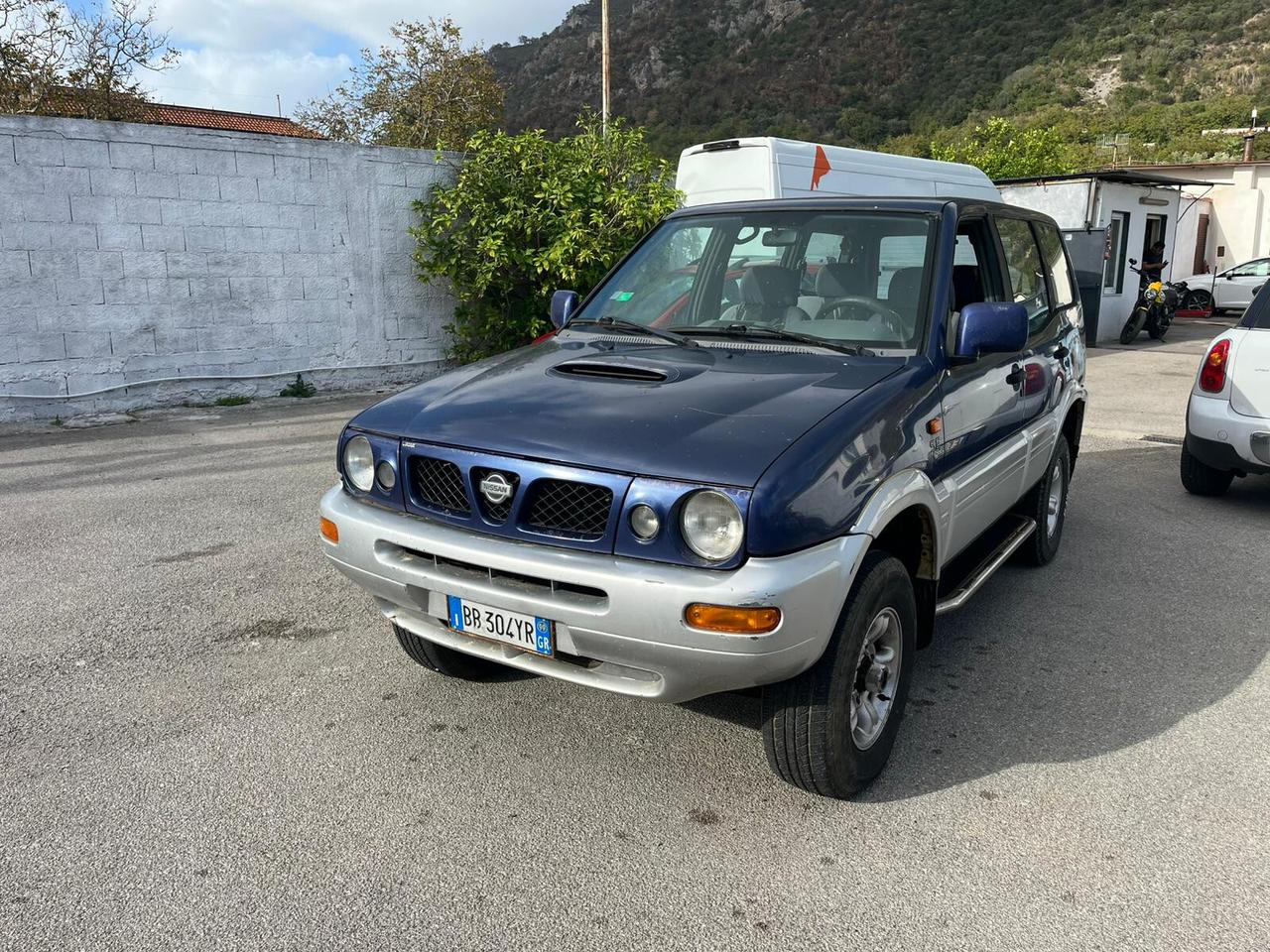 Nissan Terrano II 2.7 Tdi 5 porte Luxury autocarro