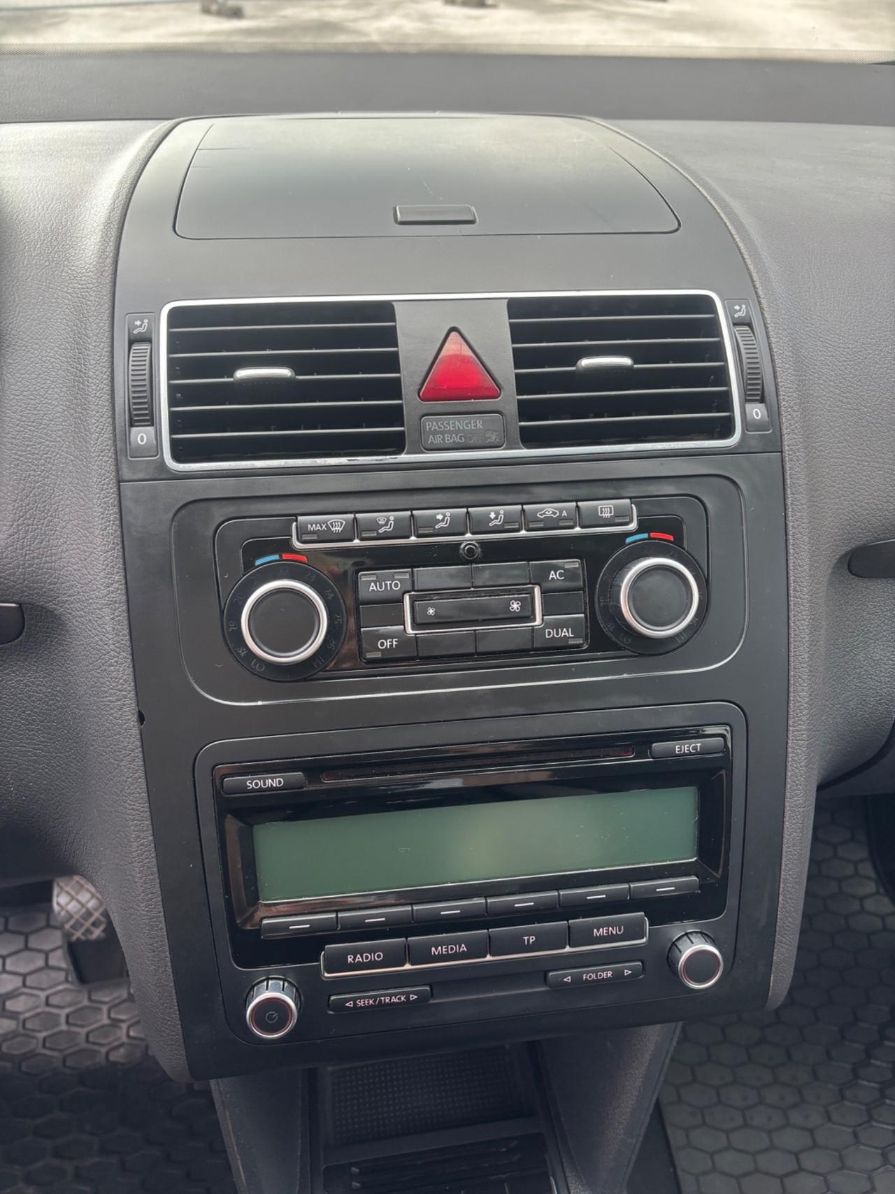 Volkswagen Touran 1.4TSI HIGHLINE Ecofuel