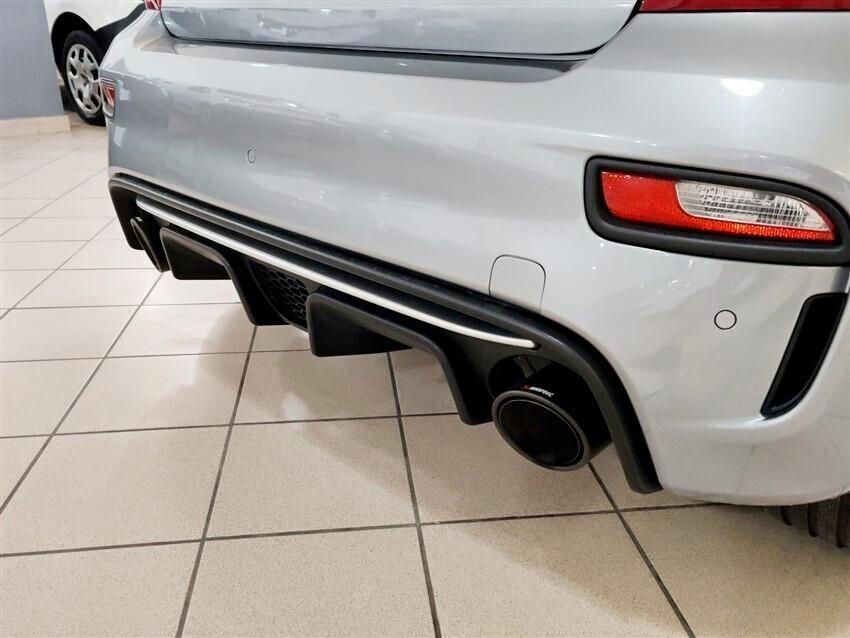 Abarth 695 1.4 Turbo T-Jet Rivale