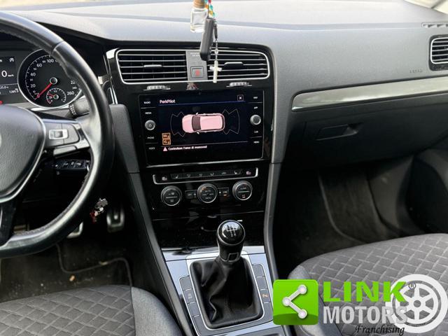 VOLKSWAGEN Golf 7