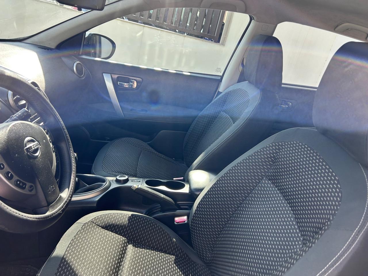 Nissan Qashqai 2.0 dCi DPF 4WD Tekna