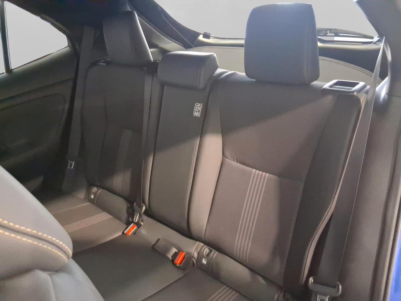 Toyota Yaris Cross 1.5 Hybrid 5p. E-CVT AWD-i Adventure