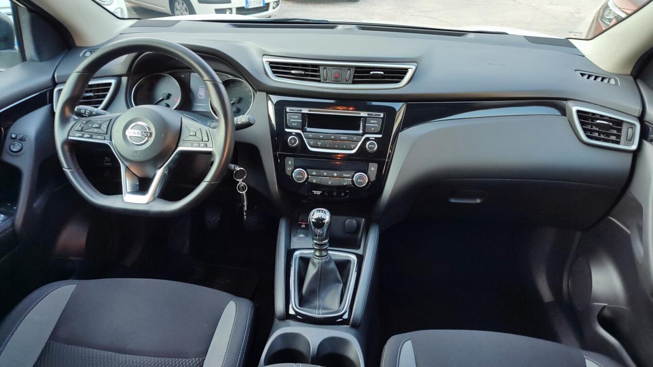 Nissan Qashqai Autocarro 5 posti