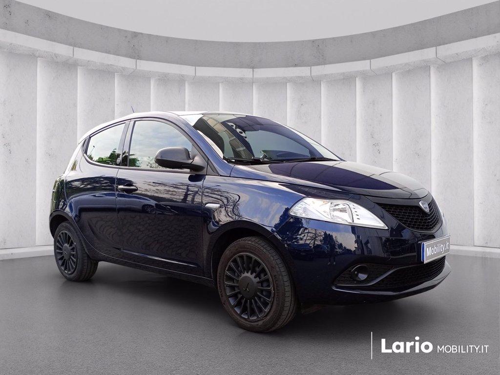LANCIA Ypsilon 1.0 firefly hybrid Silver s&s 70cv del 2020