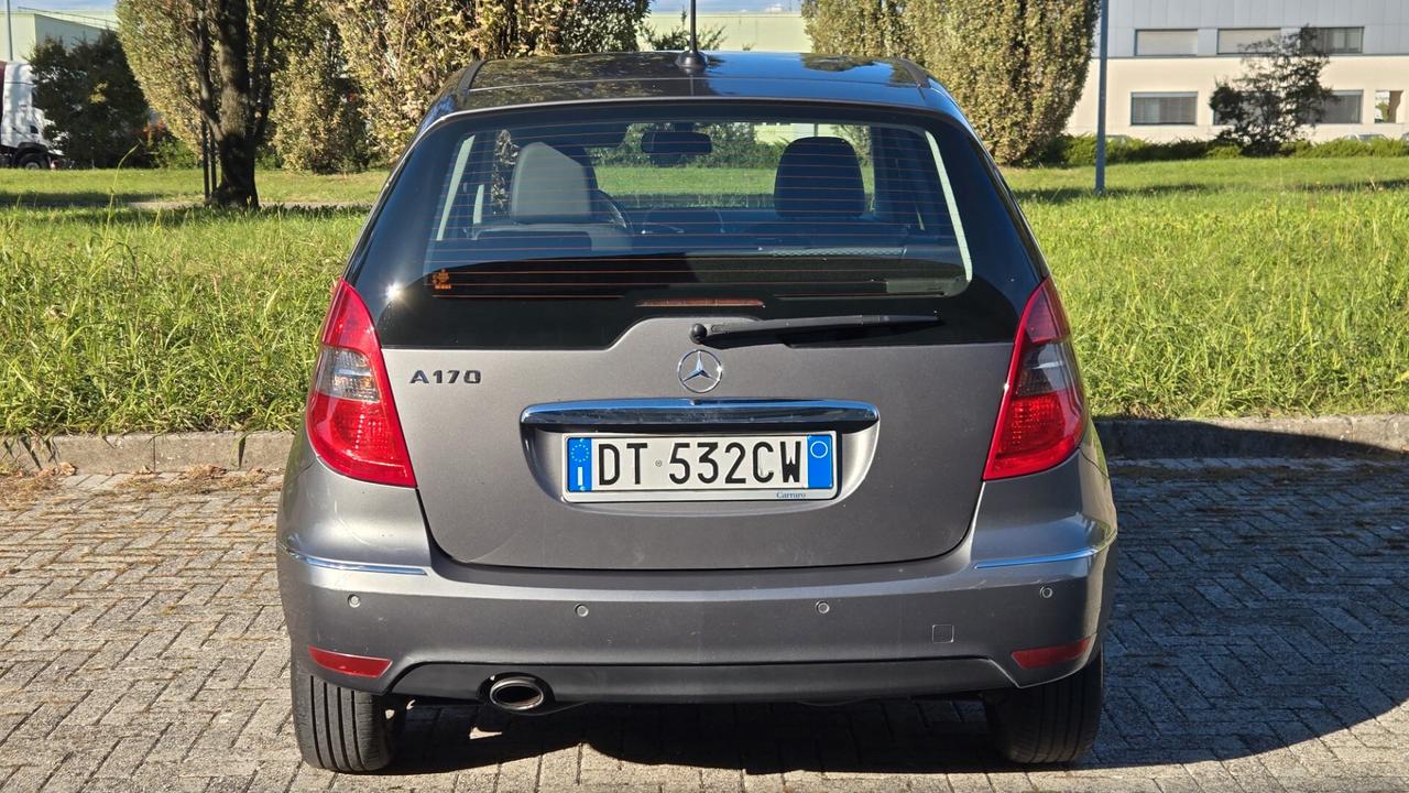 Mercedes-benz A 170 150 BlueEFFICIENCY Coupé Avantgarde