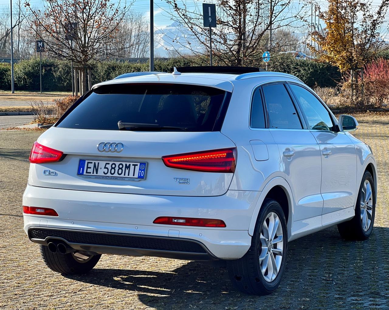 Audi Q3 2.0 TFSI 211CV quattro S tronic S line