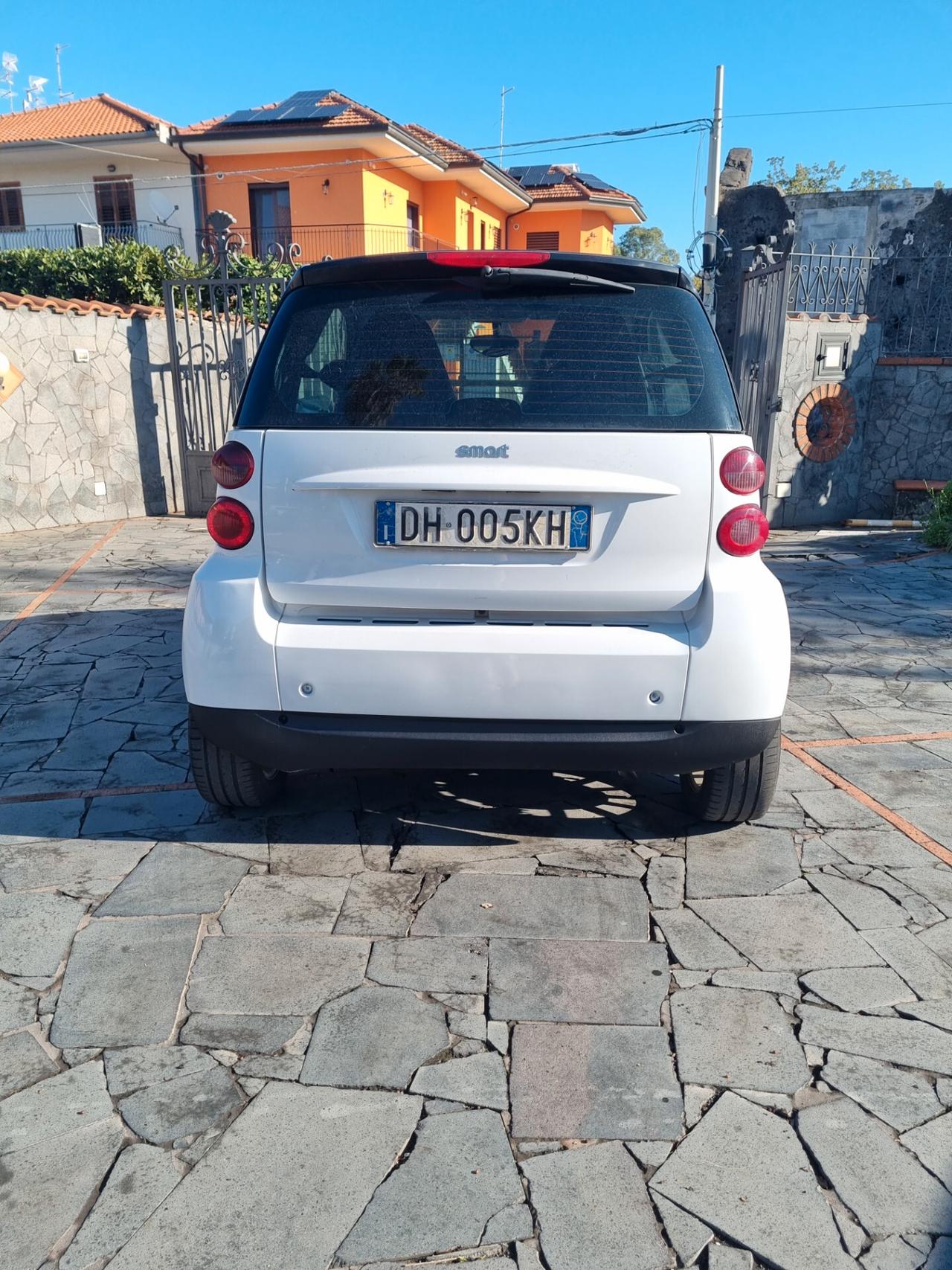 Smart ForTwo 1000 52 kW coupé pure